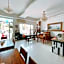 Warner Leisur Hotel