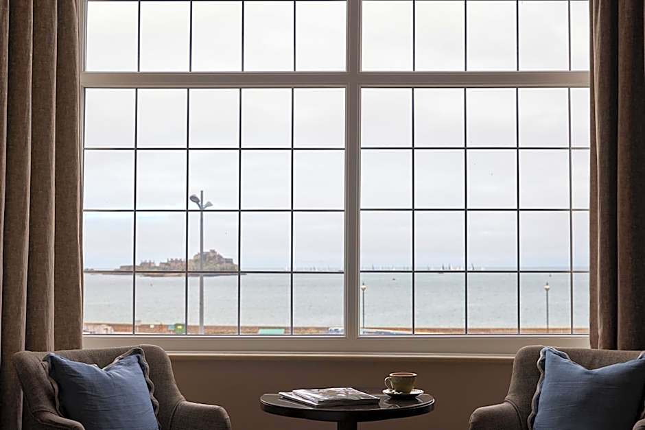 Grand Jersey Hotel and Spa