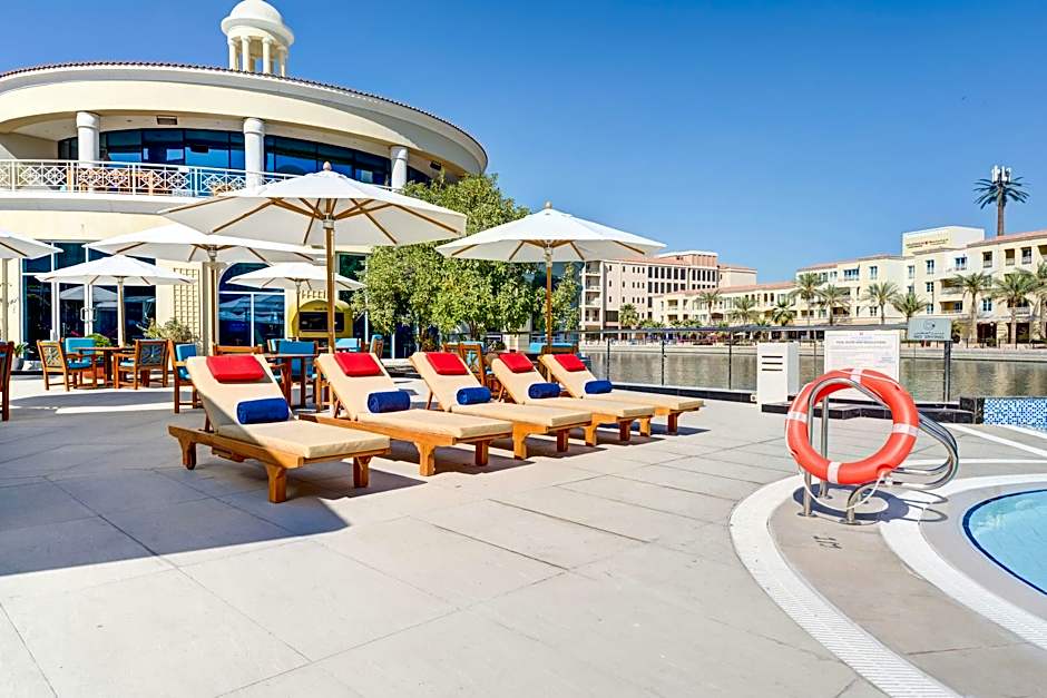Millennium Lakeview Residence