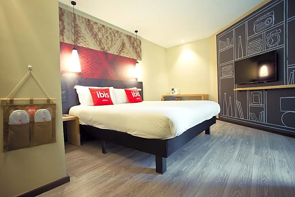 Ibis Xuzhou East Huaihai Road Hotel
