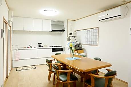 HAT Kujo, near from Kintetsu Kujo station in Nara 奈良近鉄九条駅前の民泊