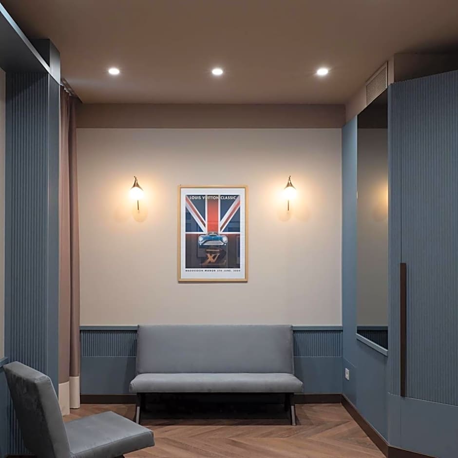 The Glam Boutique Hotel & Apt