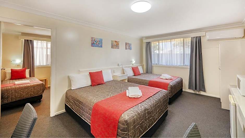 Top of the Town Motel