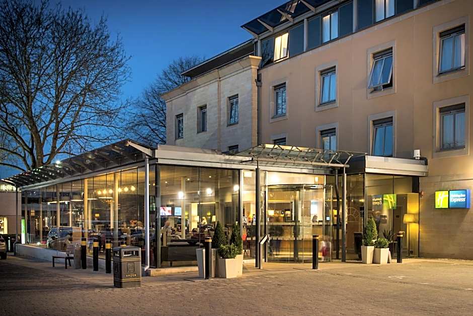 Holiday Inn Express Bath By IHG