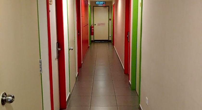 Hotel Strawberry Fields