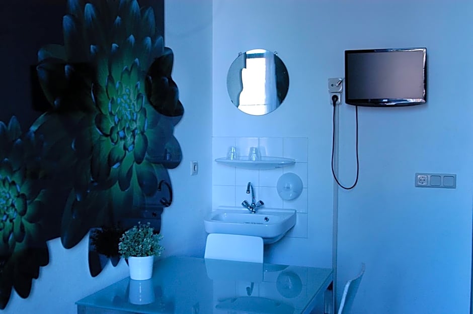 Rembrandt Square Hotel