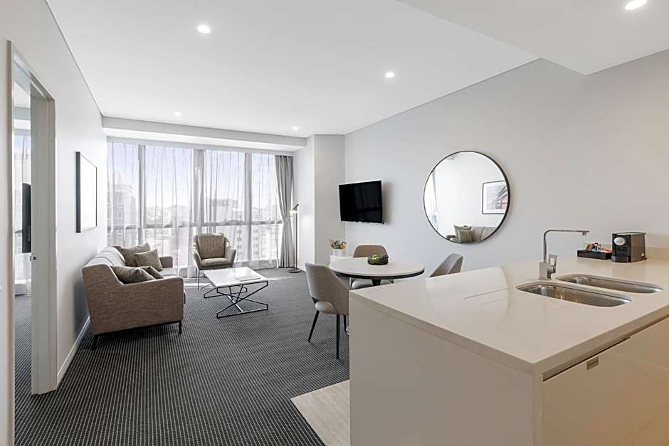 Meriton Suites Herschel Street, Brisbane