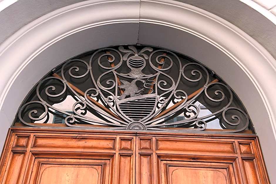 Palazzo Vasarri - Luxury design suites