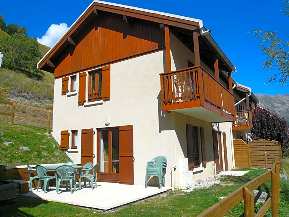 Chez Philippe - Appartements et Chalets - Panoramic Village vue Glaciers