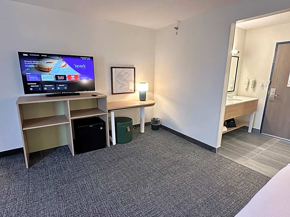 Spark by Hilton Fort Wayne