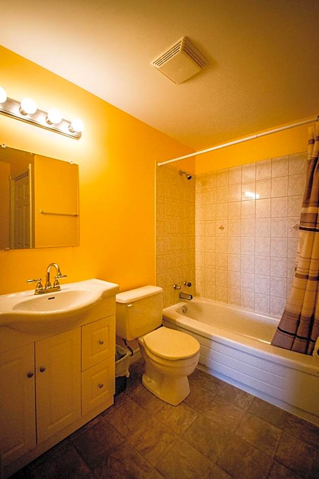 Lee's Ocean Peek B & B