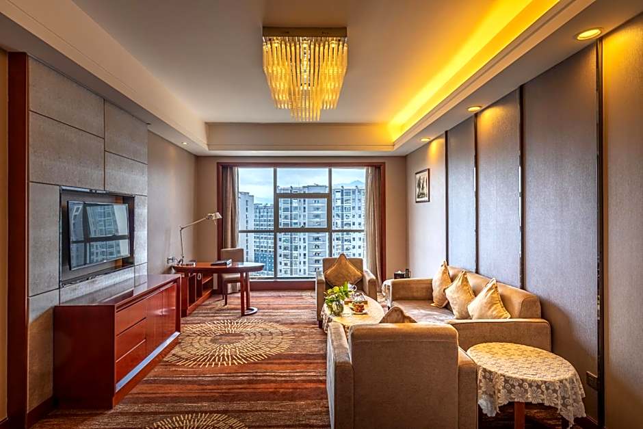 Photo 1 of 4 of Suite