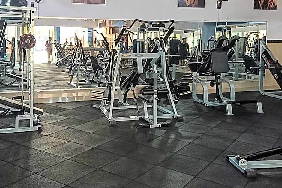 Angrumba Family Homestay near RSUD Caruban Mitra RedDoorz