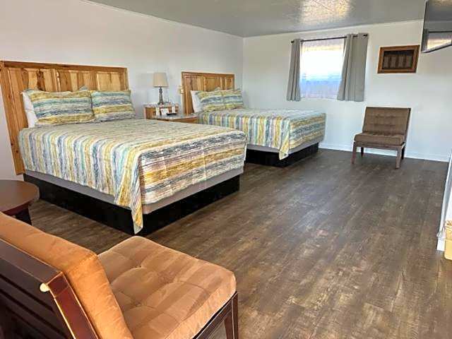 Lamplighter Lodge