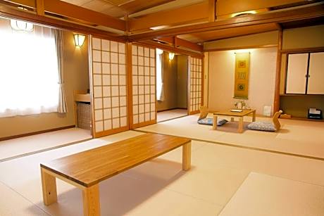 Japanese Style Family Room with Shared Bathroom