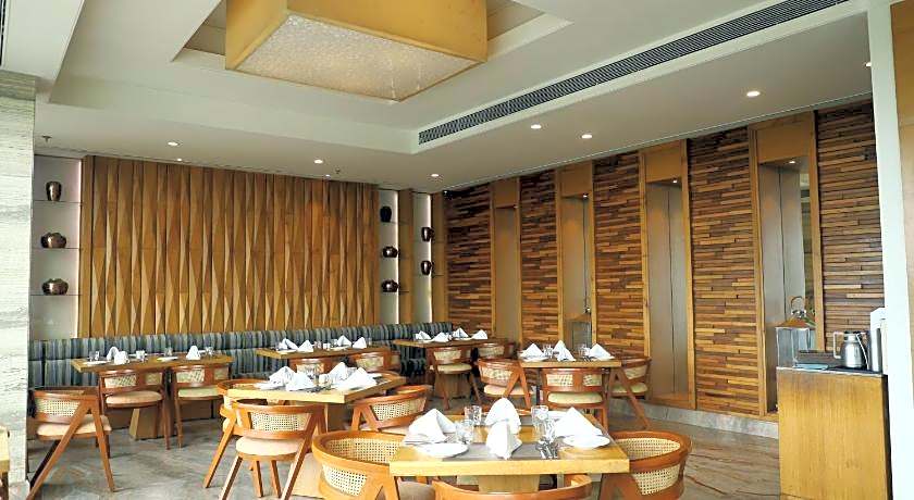 Efcee Sarovar Premiere