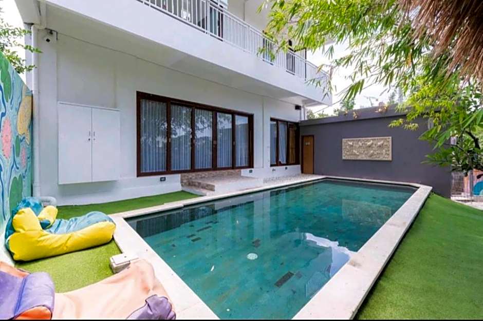 Ozora Tiying Tutul Hostel Canggu