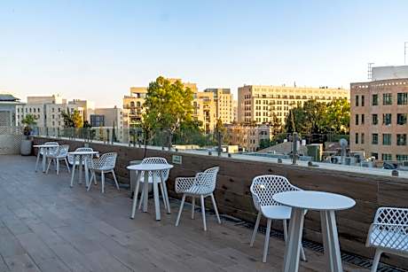 Shlomtzi Hotel