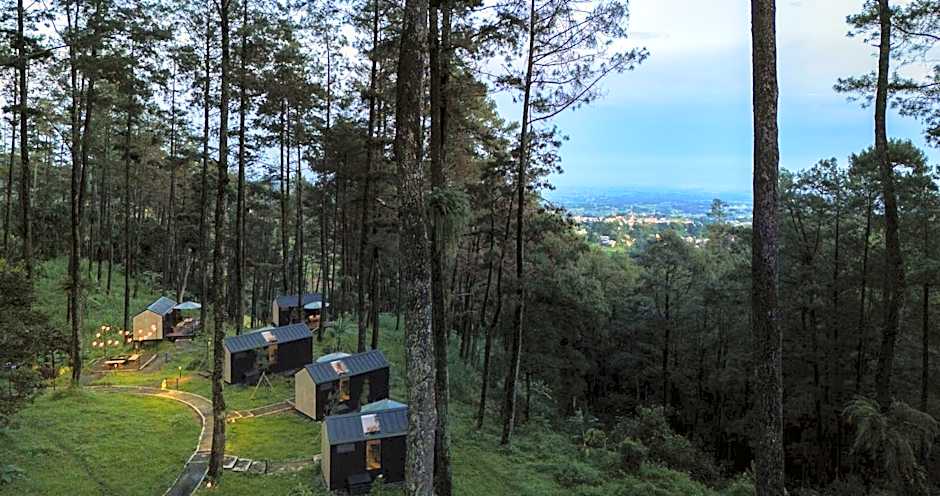 Bobocabin Pacet, Mojokerto