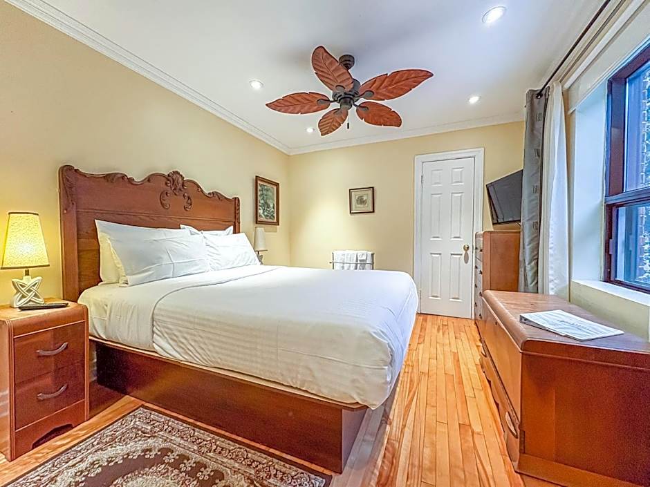 Maison Des Jardins B & B