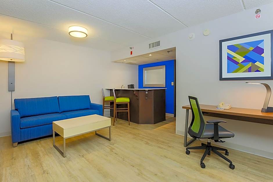 Holiday Inn Express Milwaukee - West Medical Center By IHG