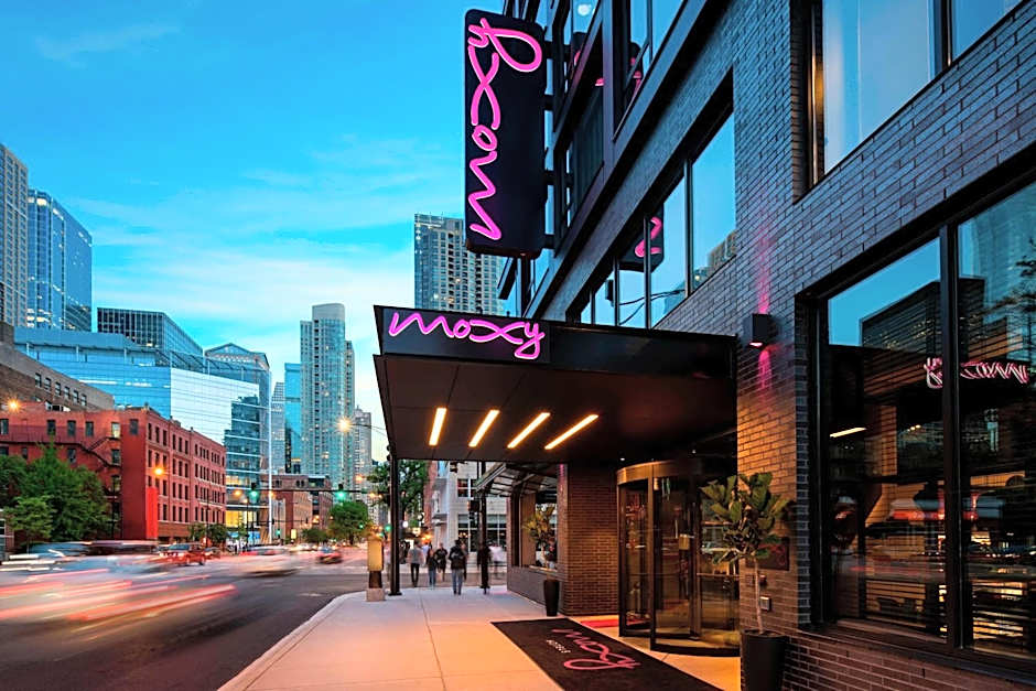 Moxy by Marriott Chicago Downtown