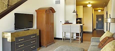 Baron Two Bedroom Loft