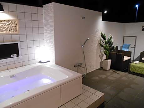 Queen Room with Balcony