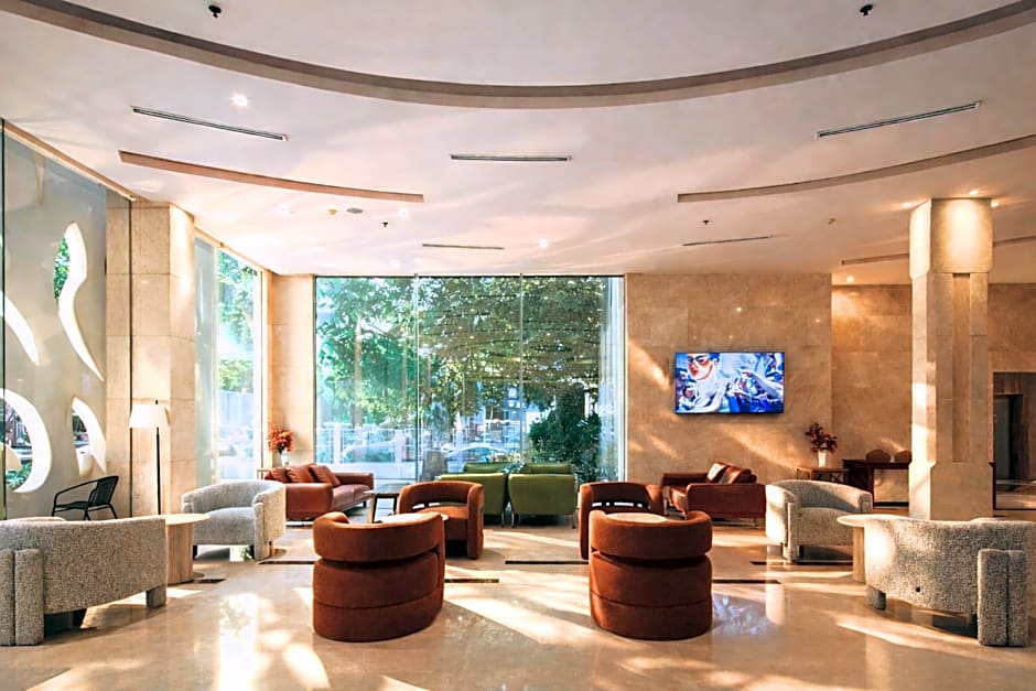 Maple Hotel