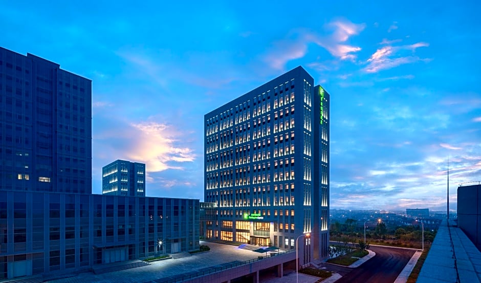 Holiday Inn Express Rongcheng Science and Technolo By IHG