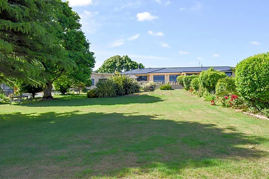 Beachway Motel and Restaurant