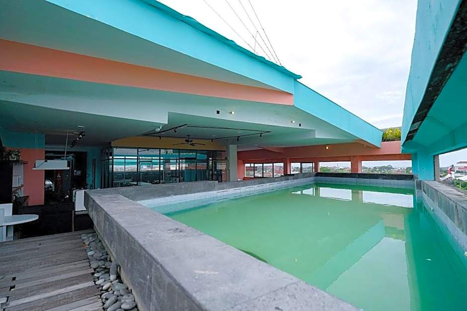 Sunset Point Hotel Seminyak