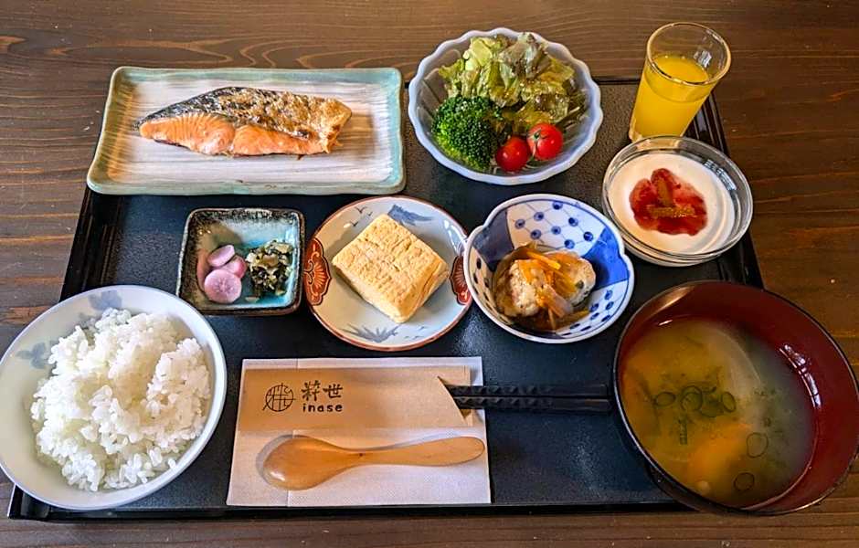 Inase Otsu Machiya Bed and Breakfast