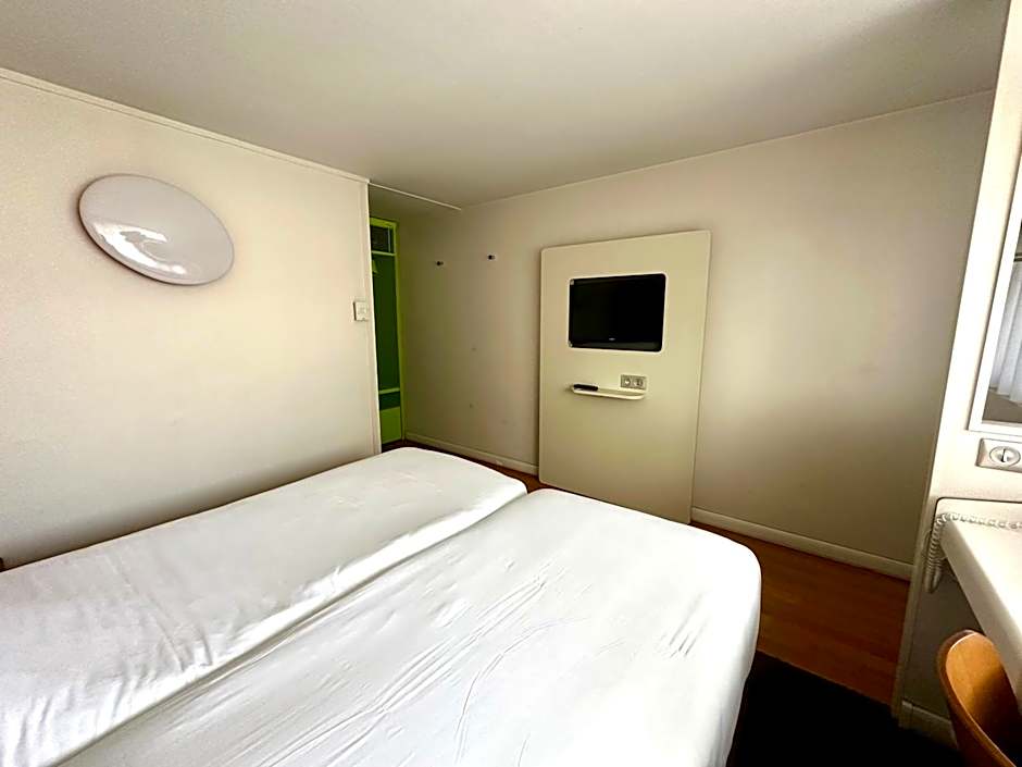 Campanile Hotel Chantilly