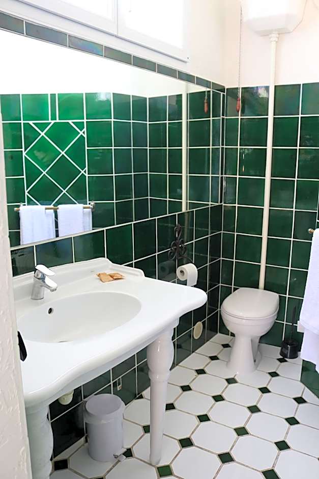 La Villa Roseraie , Hôtel Familial OUVERT TOUTE L'ANNEE