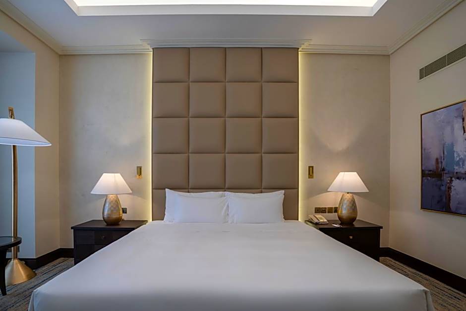 The Diplomat Radisson Blu Residence