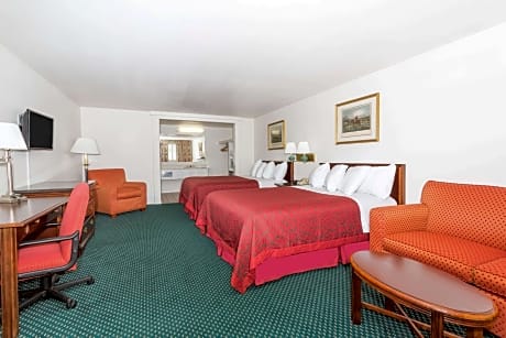 2 Queen Beds Suite Non-Smoking