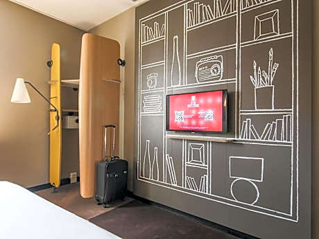 Superior Room With 1 Double Bed and 1 Sofa