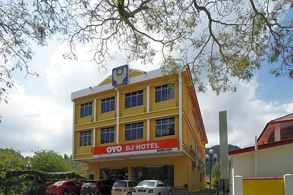 OYO 90929 DJ Hotel
