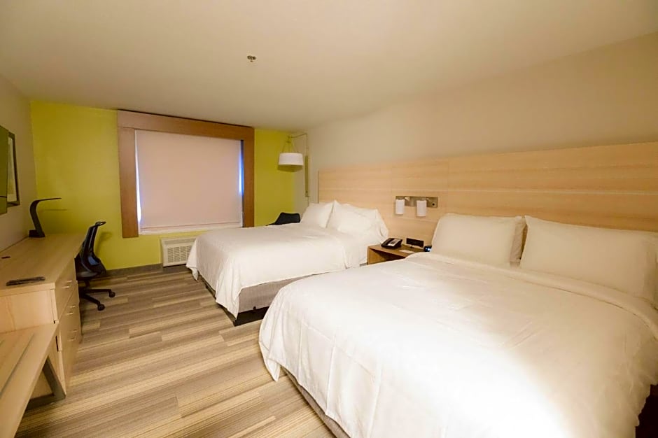 Holiday Inn Express & Suites Dayton East - Beavercreek by IHG