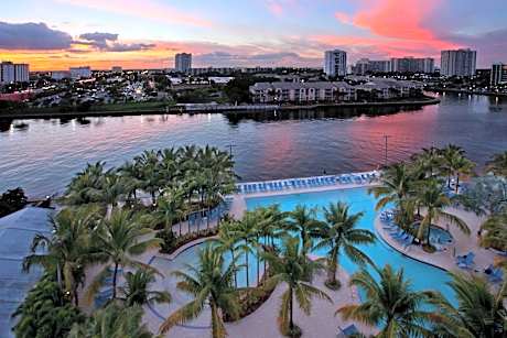 DoubleTree By Hilton Resort Hollywood Beach