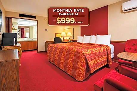 HomeTown Inn By OYO - Liberal, KS