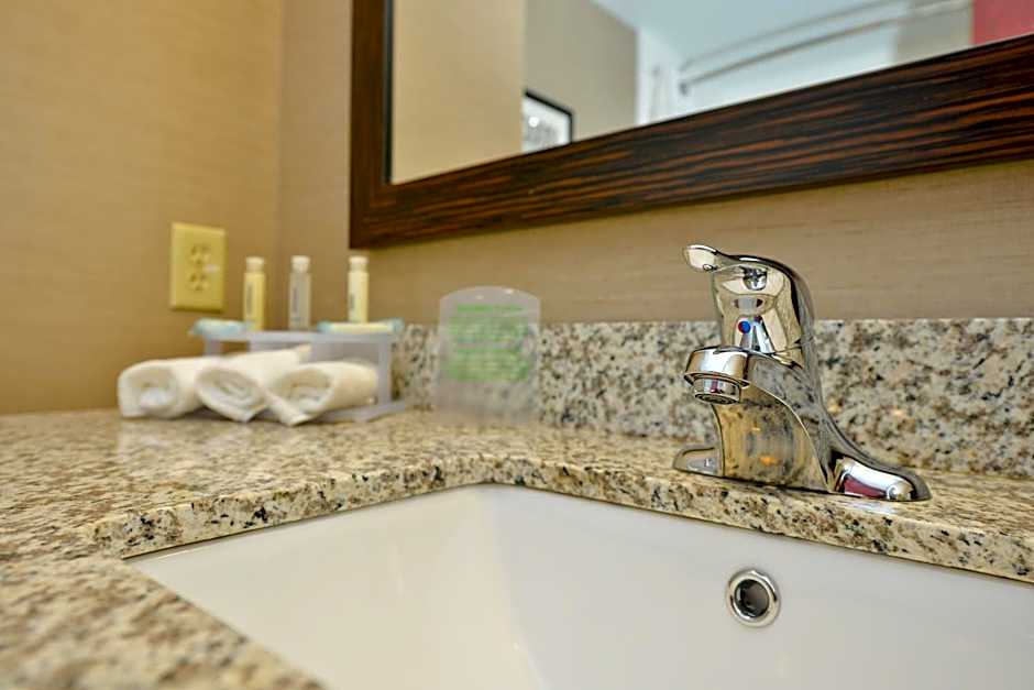 Holiday Inn Express Canandaigua By IHG