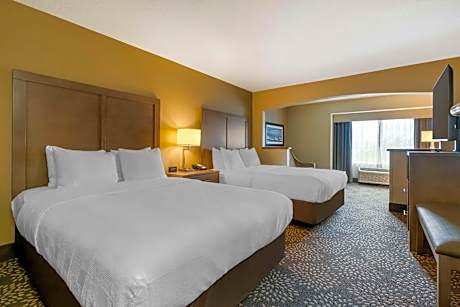 Queen Suite with Two Queen Beds and Sofa Bed - Third Floor/Non-Smoking