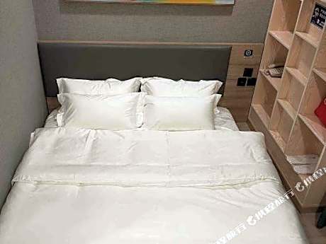 Huashu hotel (Jiaxing Nanhu Store)