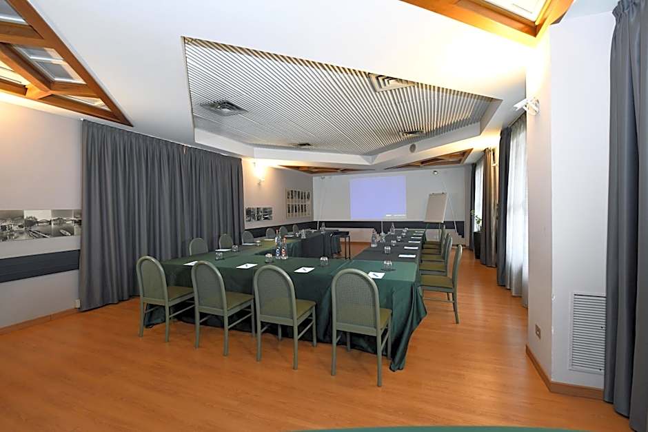 Brianteo Hotel and Restaurant