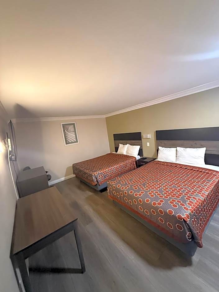 Colony Inn