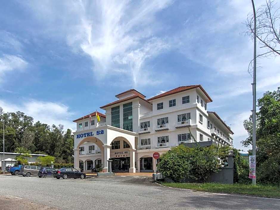 S2 Hotel