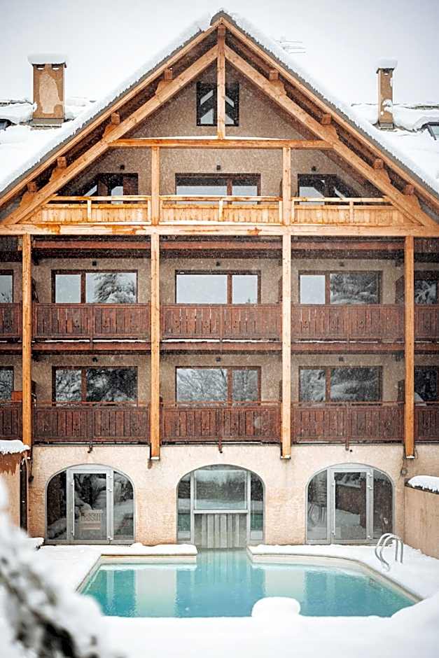 Alliey & Spa Piscine Appart-hôtel Serre chevalier
