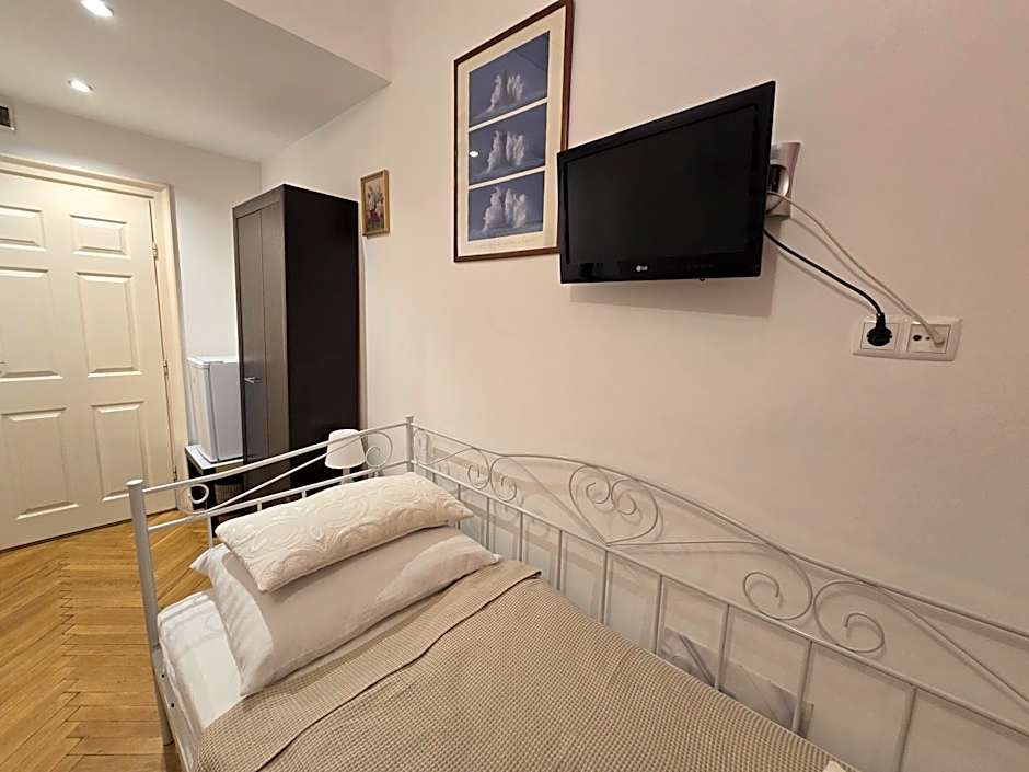 Budapest B&B Bed and Breakfast